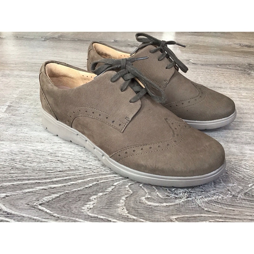 Clarks Artisan Women's Black Nubuck Oxford Wingtip Lace-Up Comfort Shoes Size 8